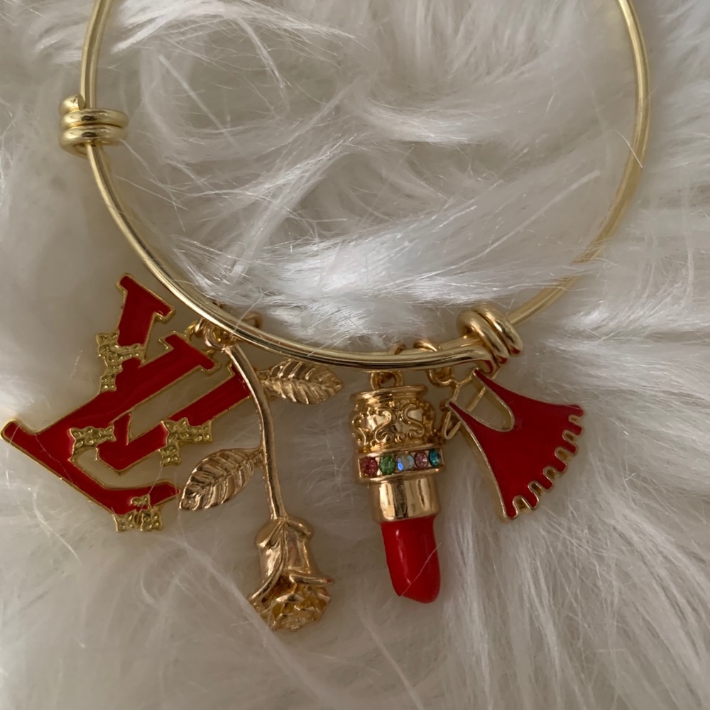 FabBangle - Picture 7 of 16